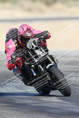 media/Jan-15-2026-Racers Edge (Thu) [[dfebeb70ab]]/2-A Group/Session 5 Turn 2/